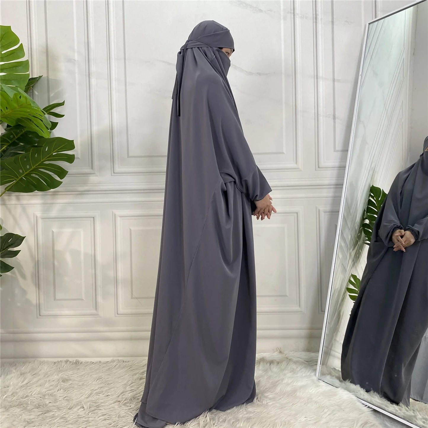 Leiya Khimar