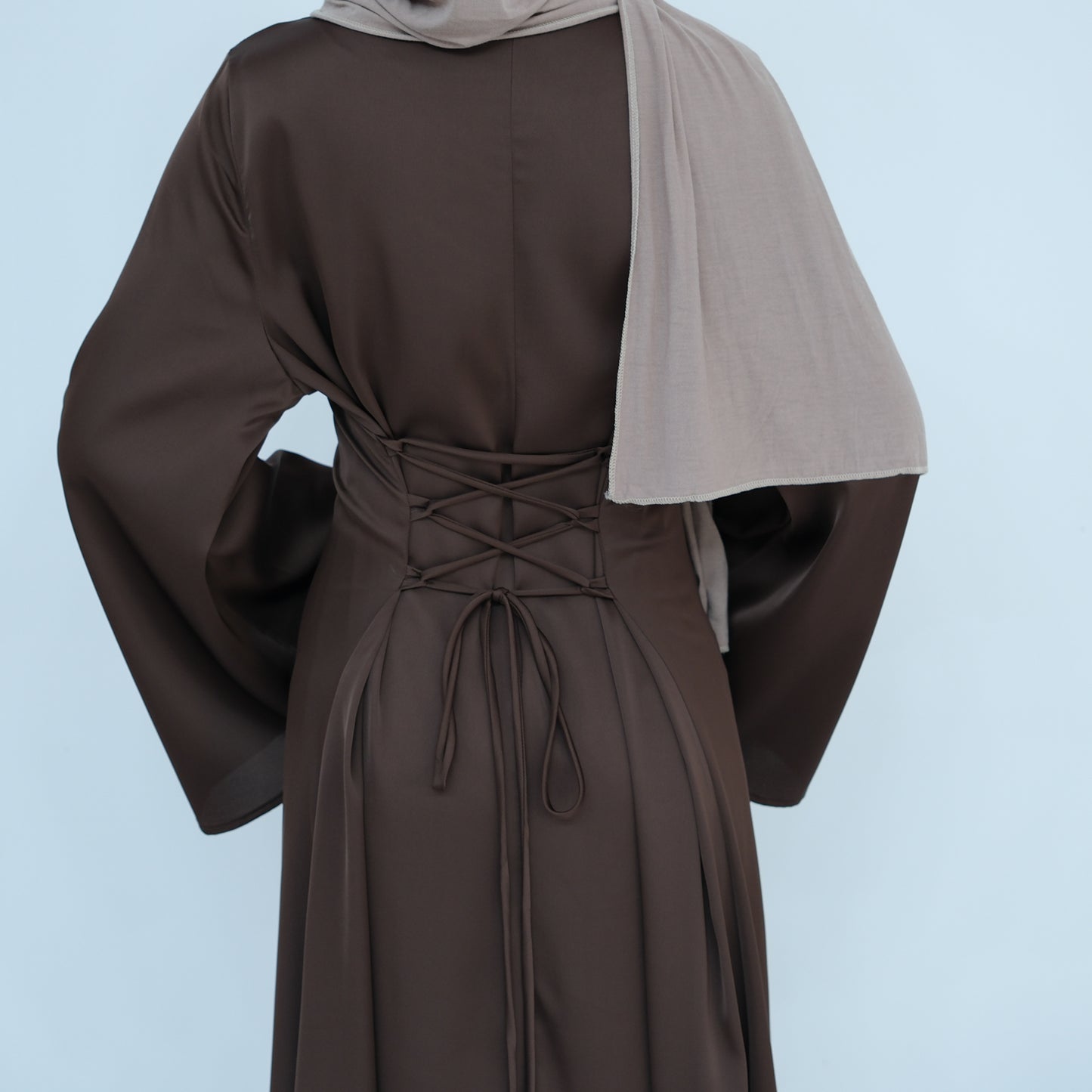 Iqra Tieback Abaya