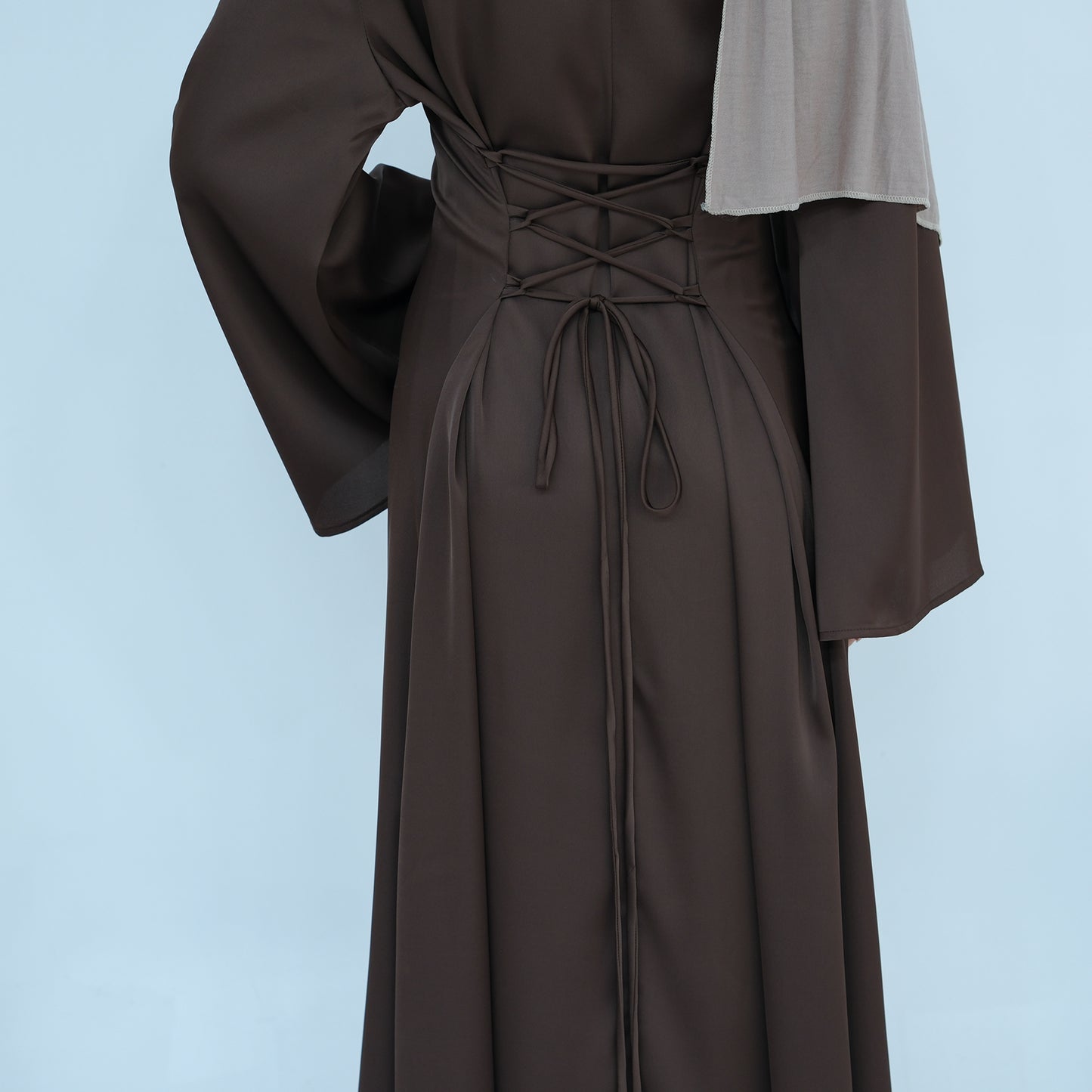 Iqra Tieback Abaya