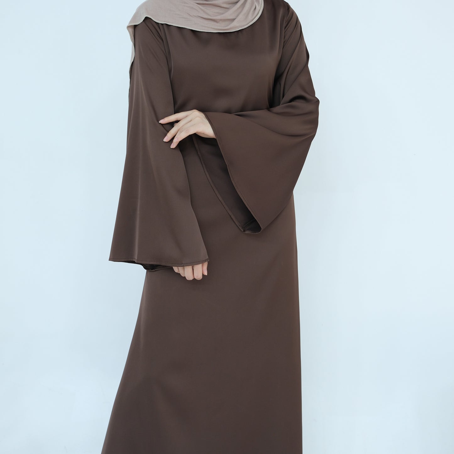 Iqra Tieback Abaya