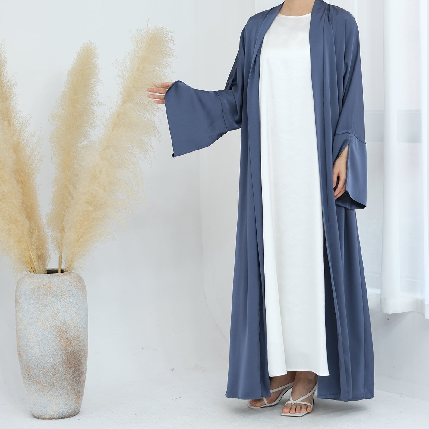 Amiya Abaya