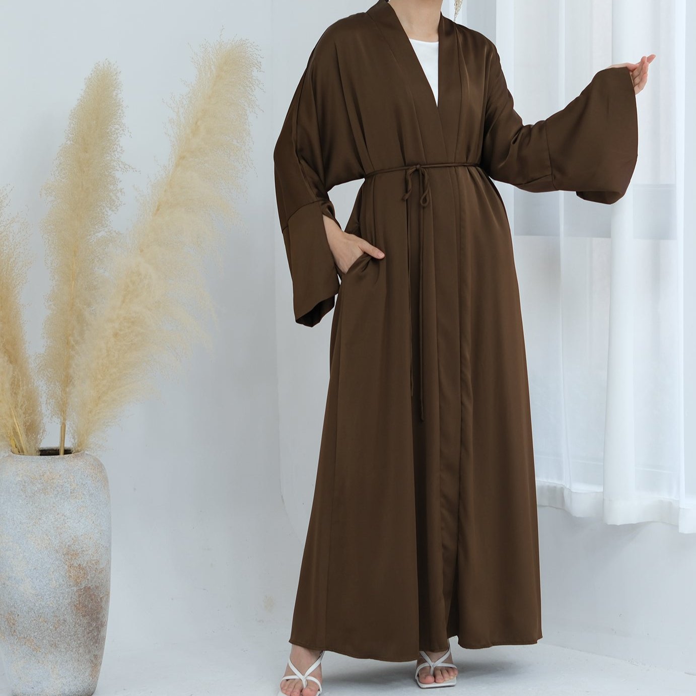 Amiya Abaya
