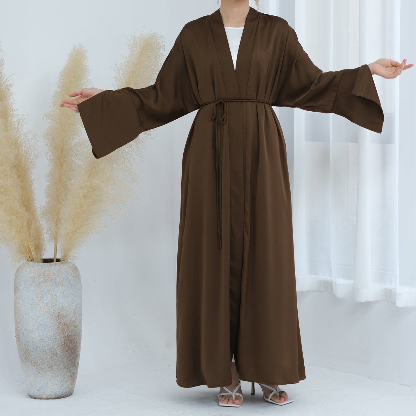 Amiya Abaya