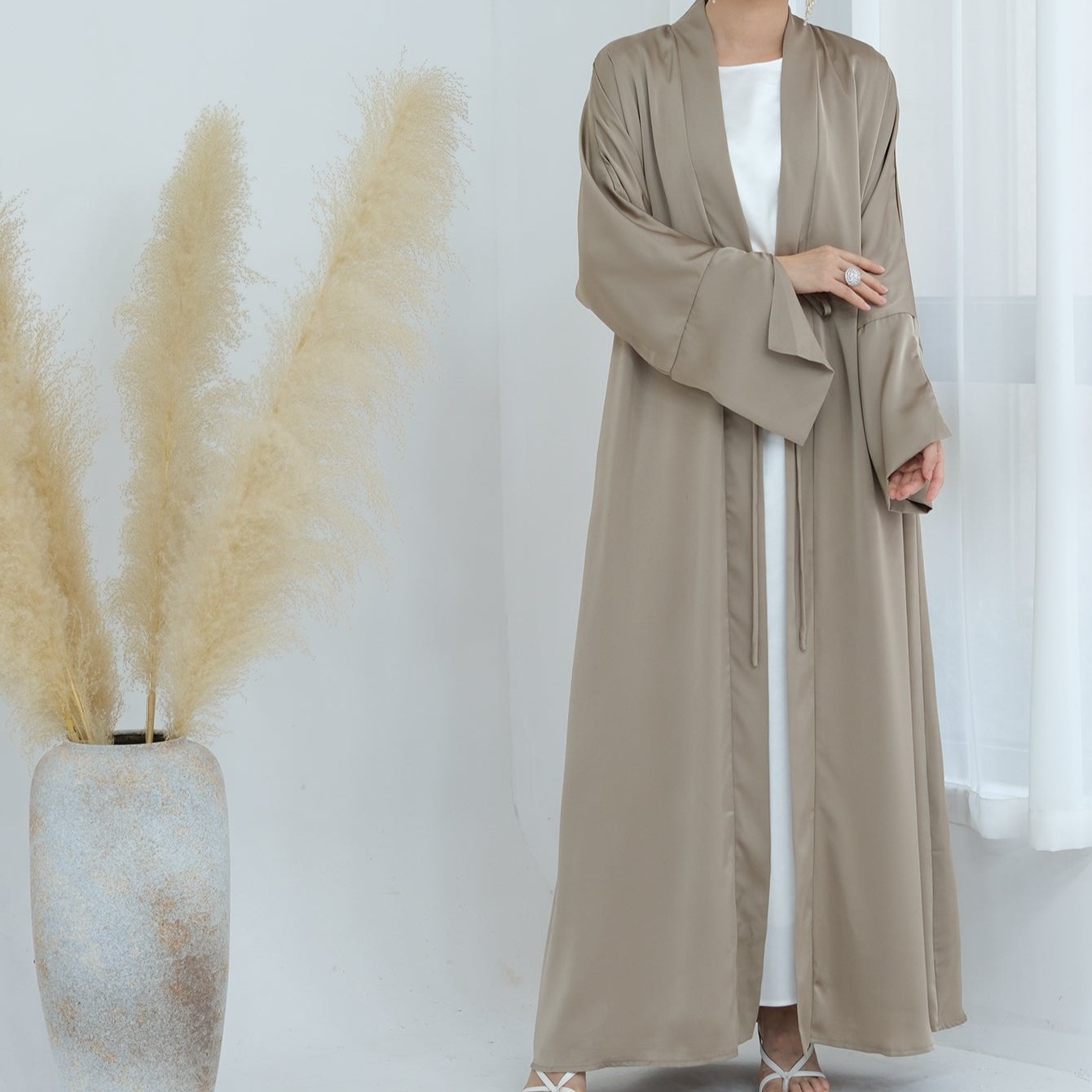 Amiya Abaya