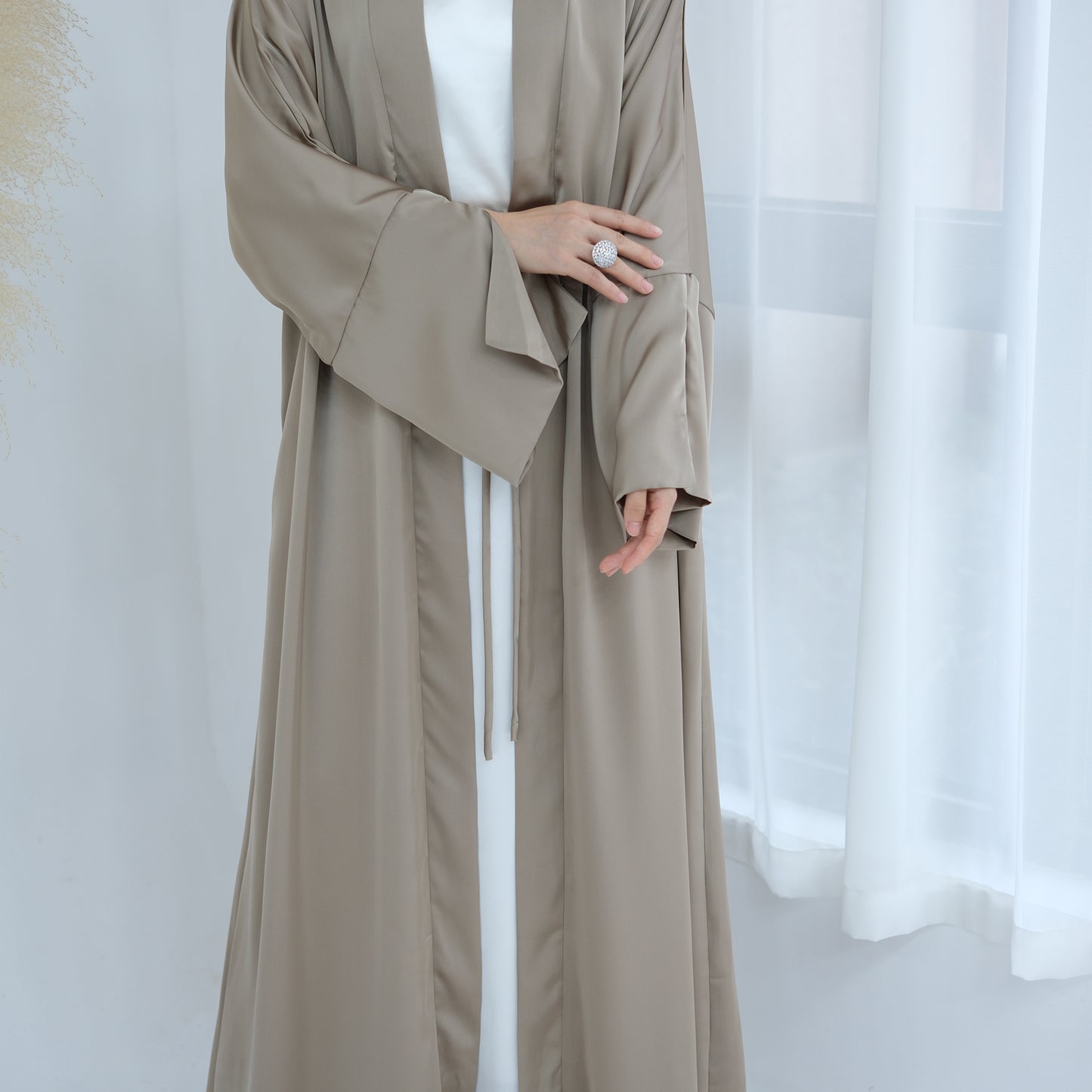 Amiya Abaya