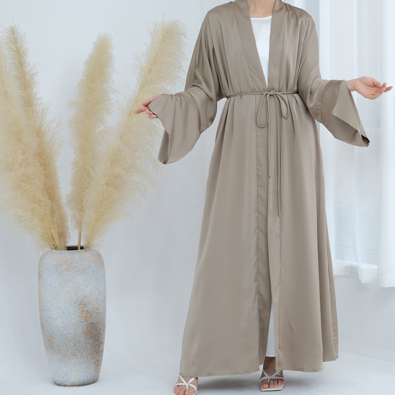 Amiya Abaya