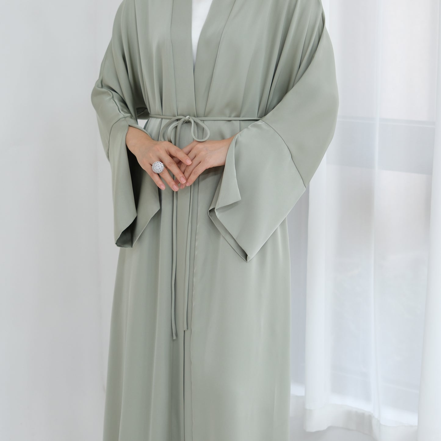 Amiya Abaya