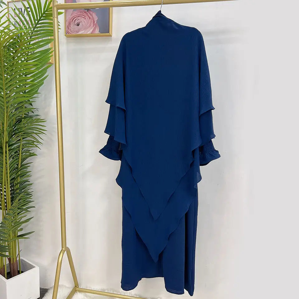 42916916592813|42916916756653|42916916789421