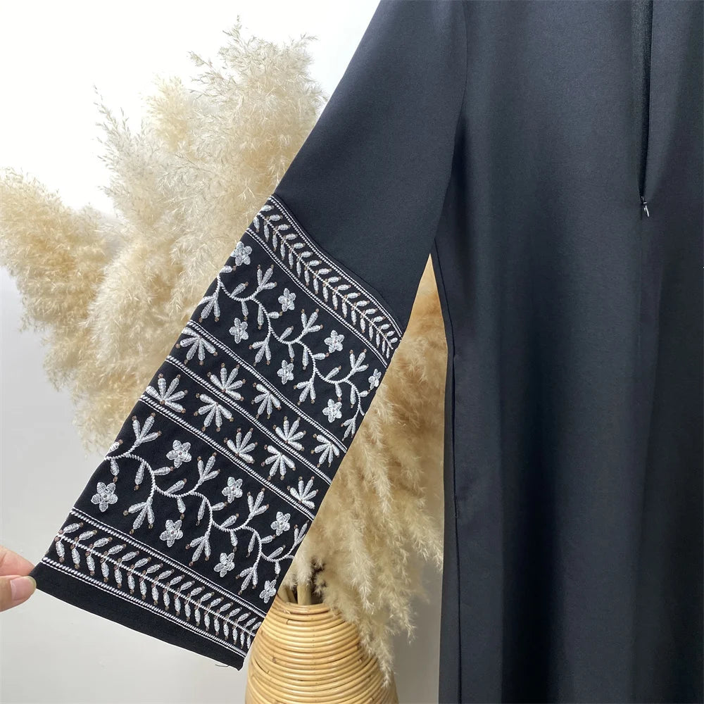 Inara Linen Abaya