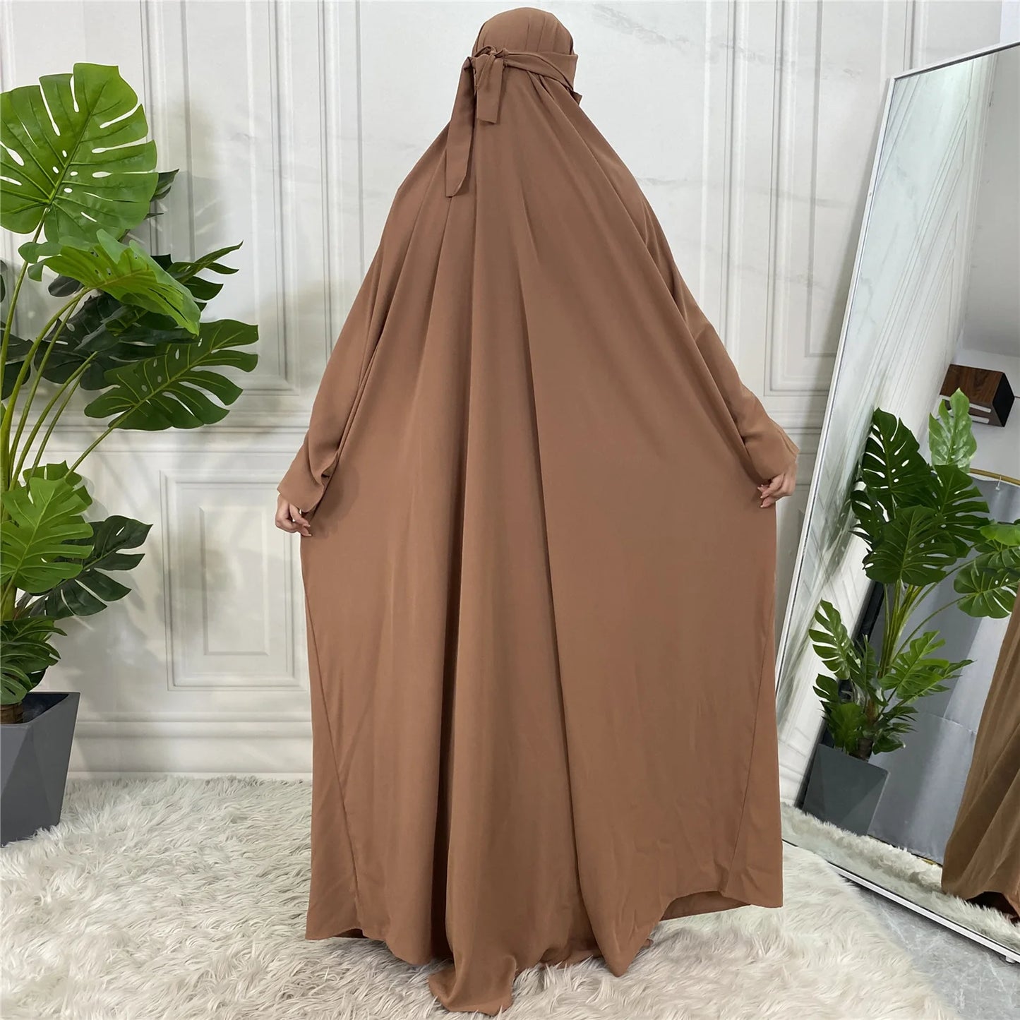 Leiya Khimar