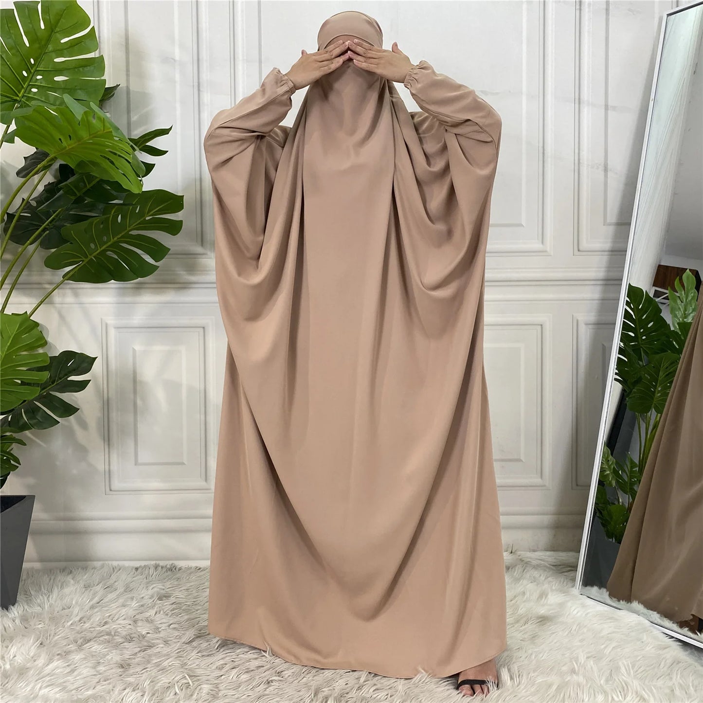 Leiya Khimar