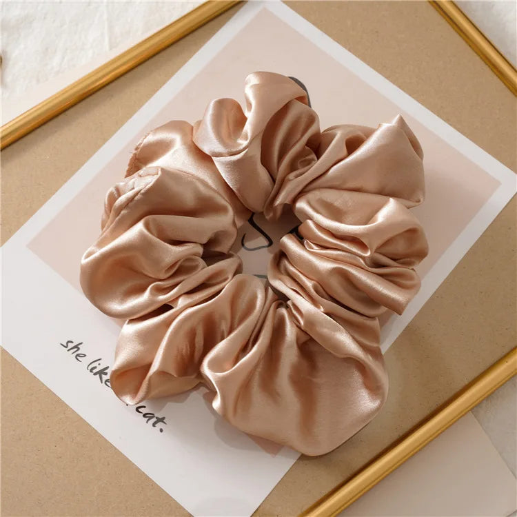 Sia Silk Scrunchie