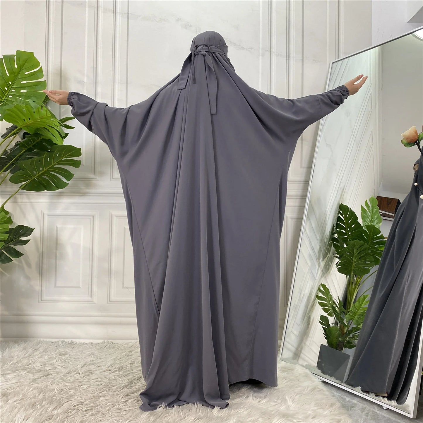 Leiya Khimar