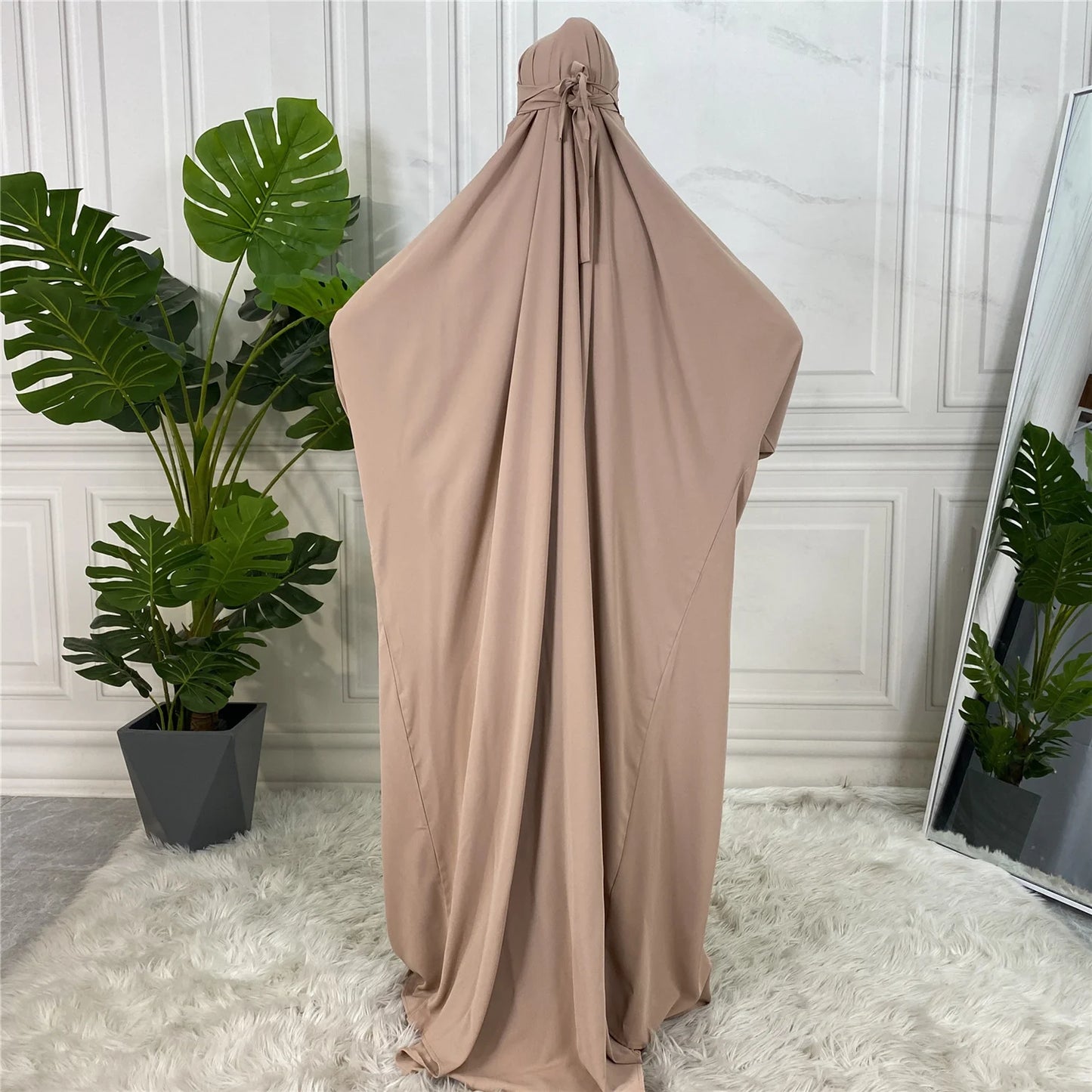 Leiya Khimar