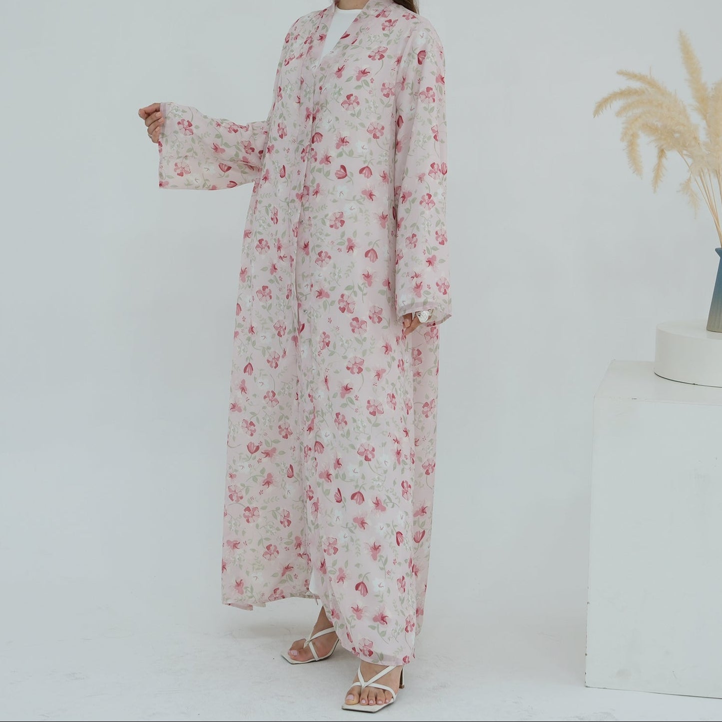 Flora Abaya