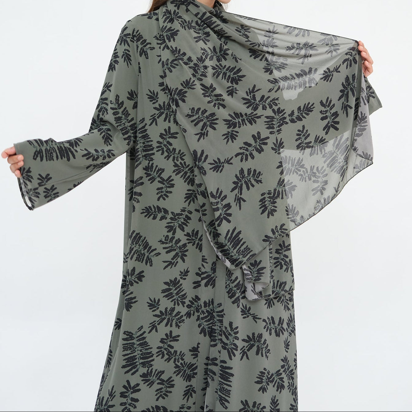 Flora Abaya