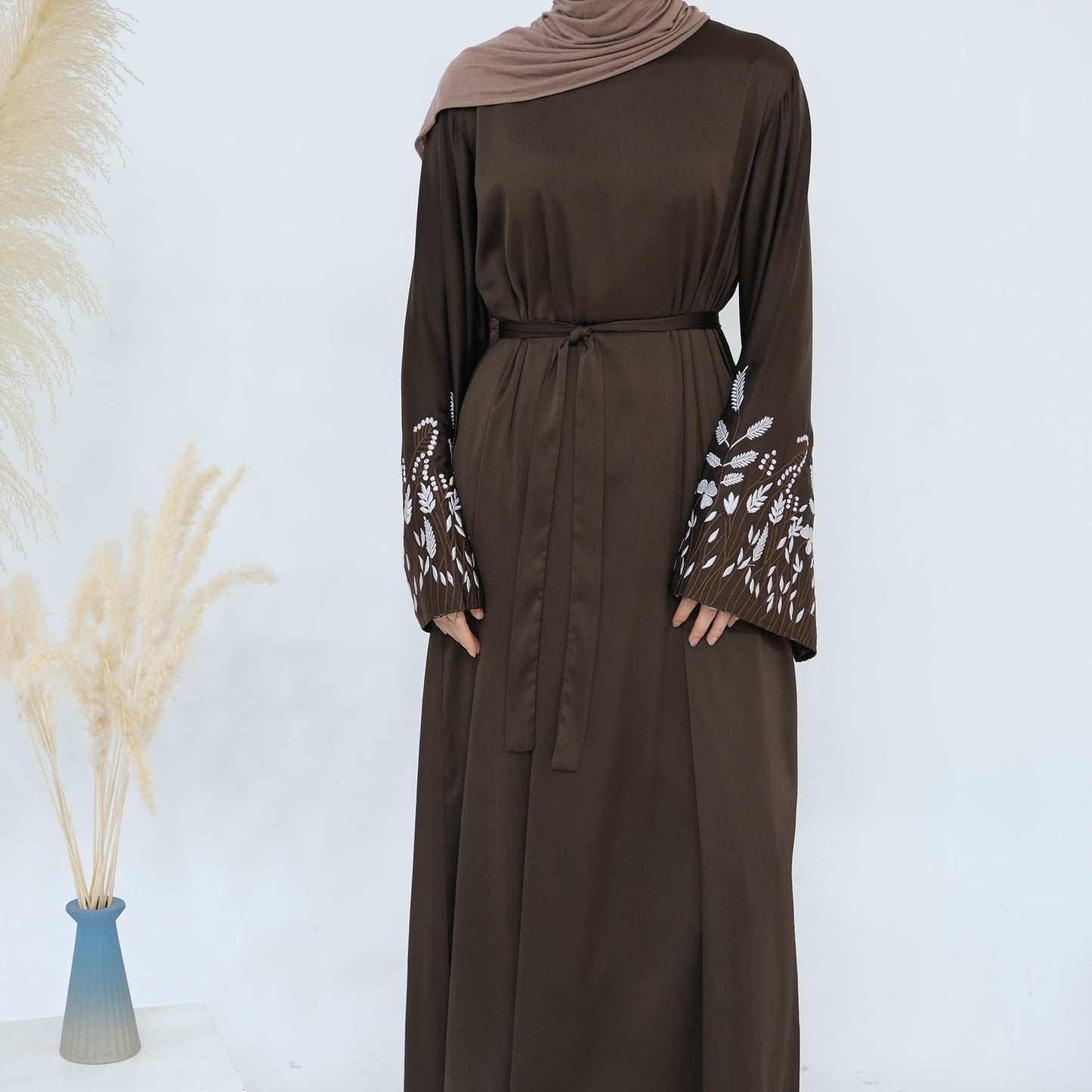 Hadiqa Abaya