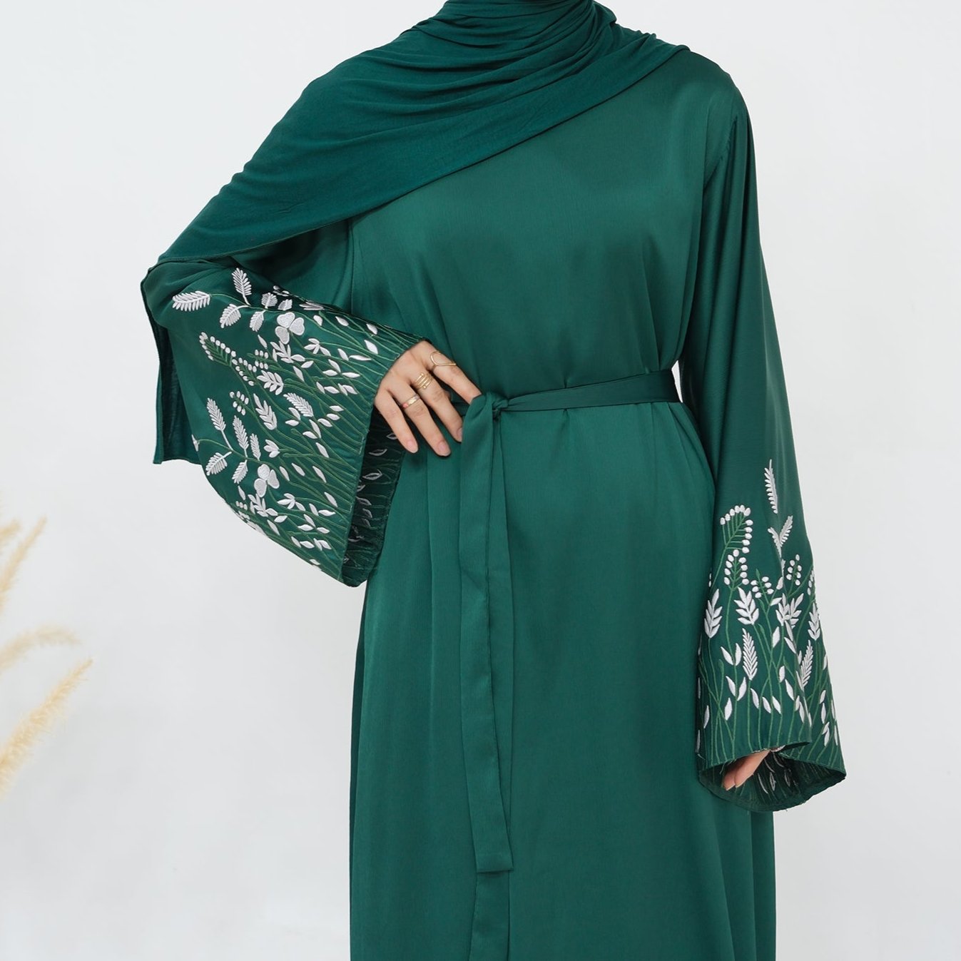 Hadiqa Abaya