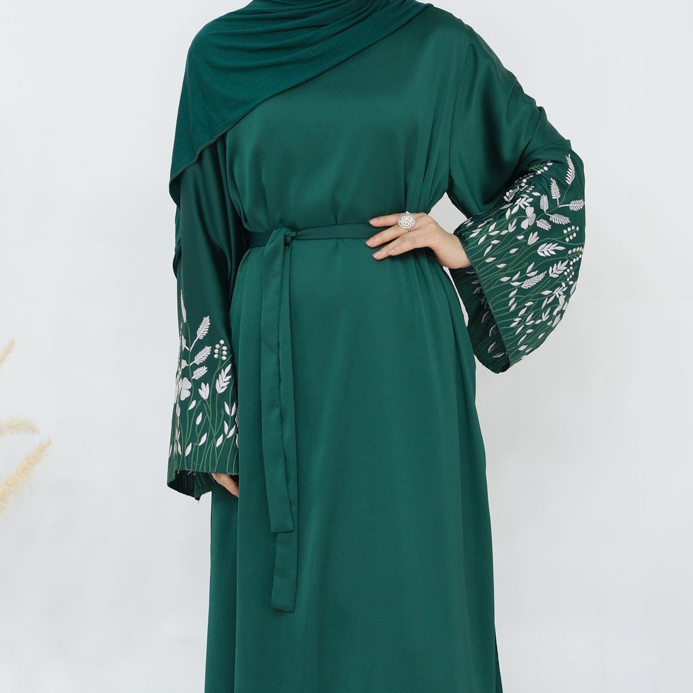 Hadiqa Abaya