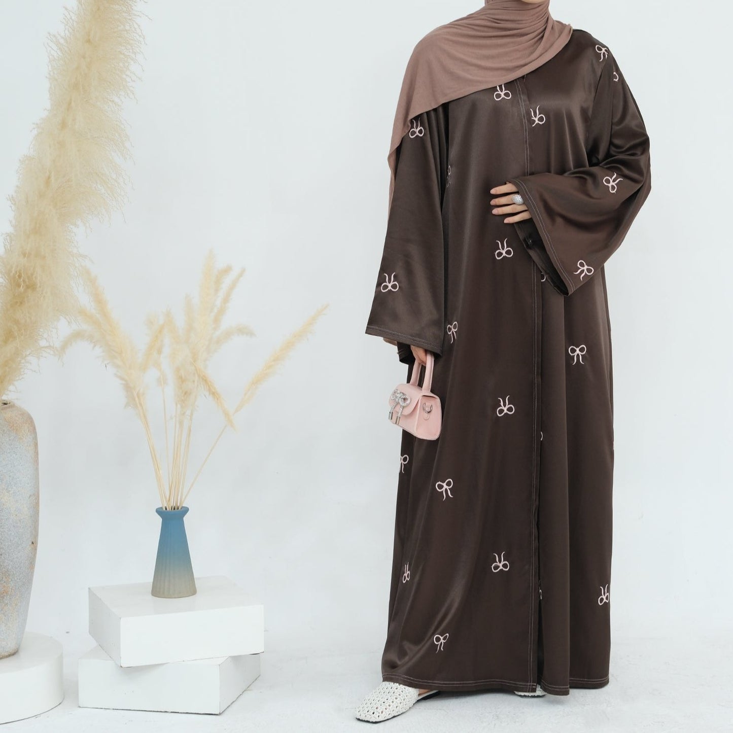 Bow Abaya