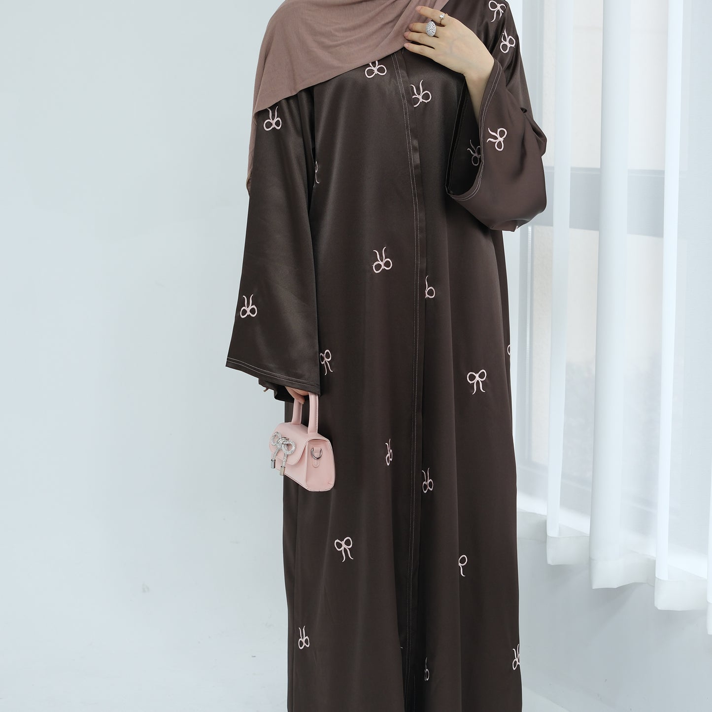 Bow Abaya