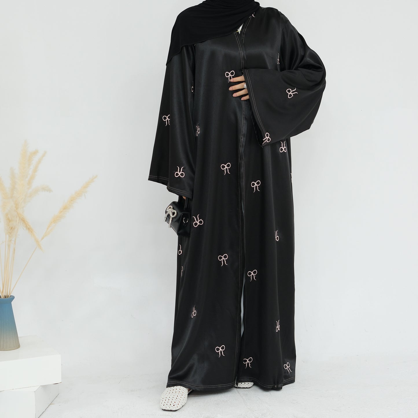 Bow Abaya