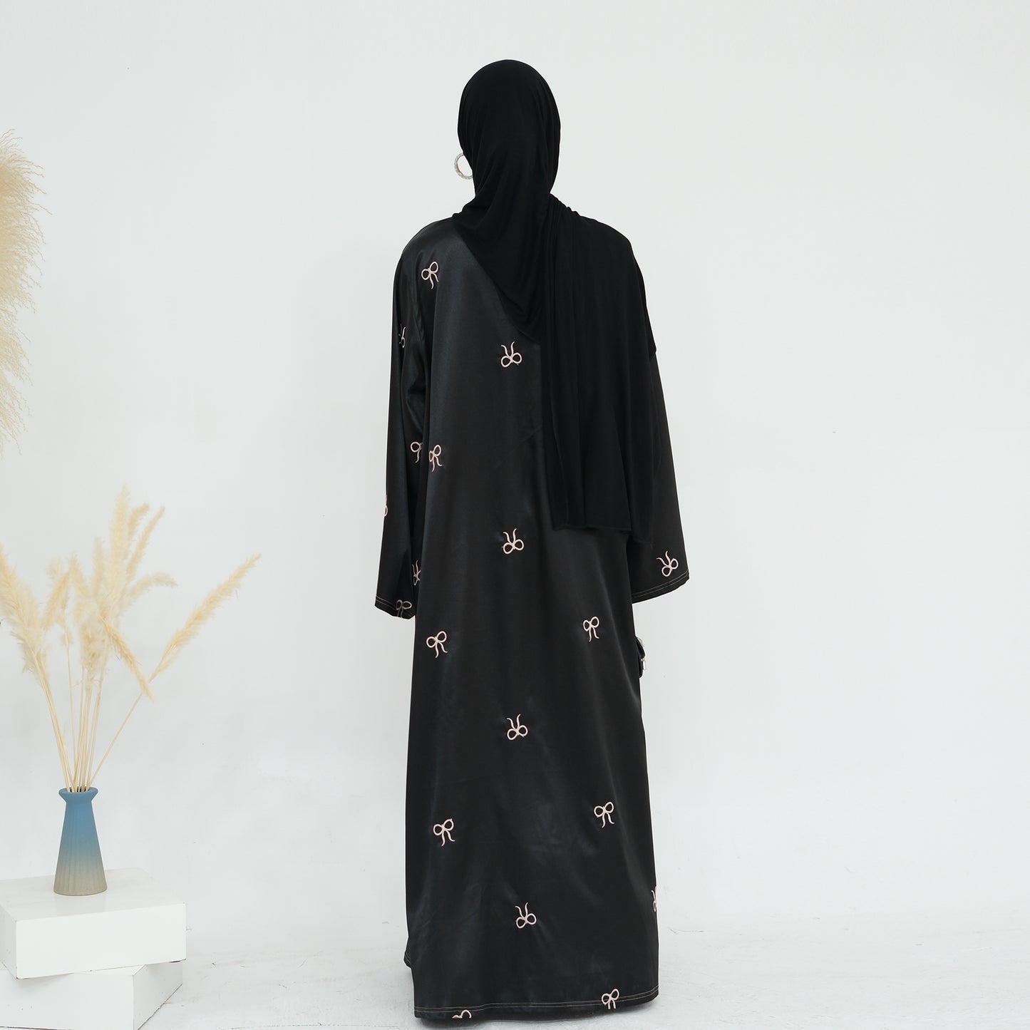 Bow Abaya