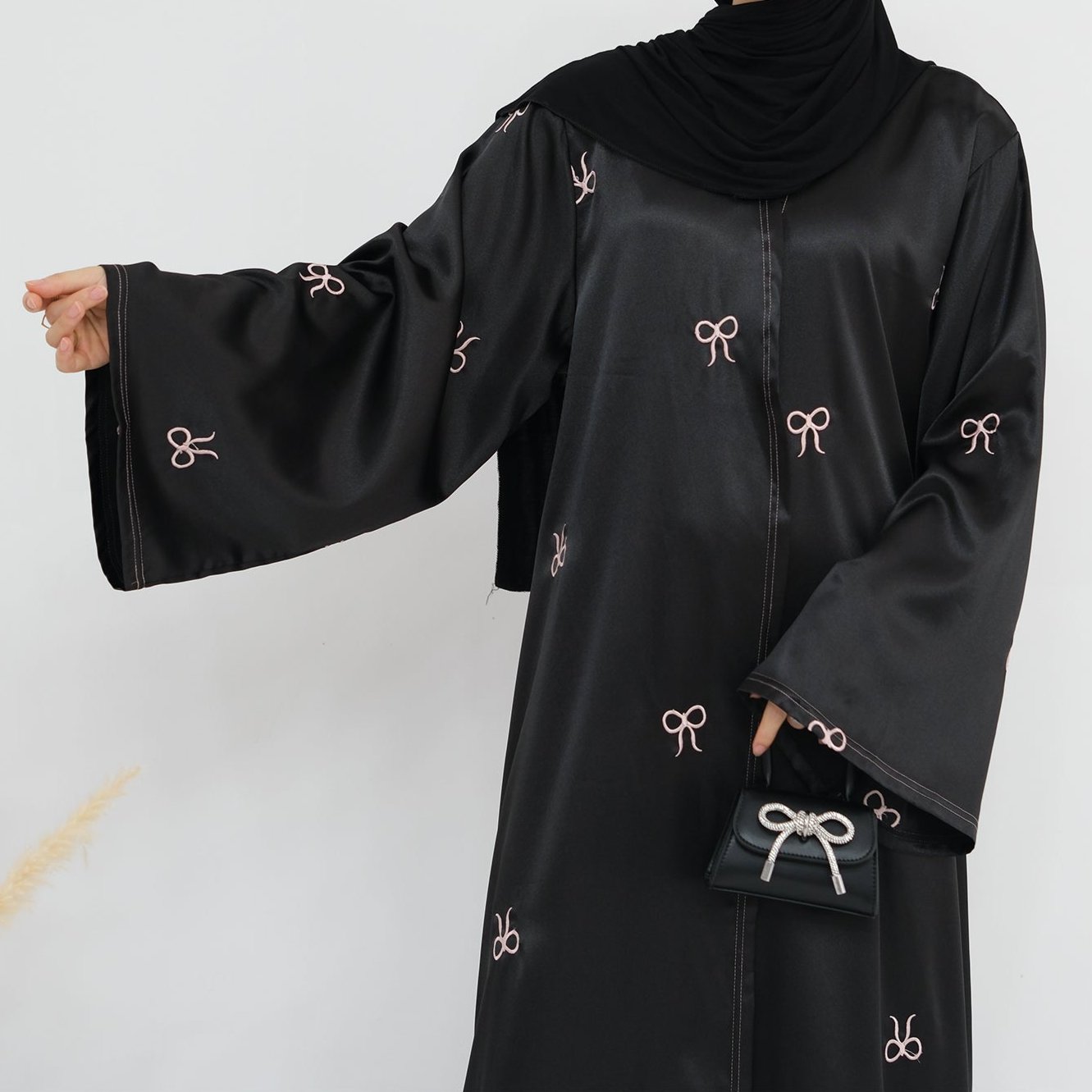 Bow Abaya