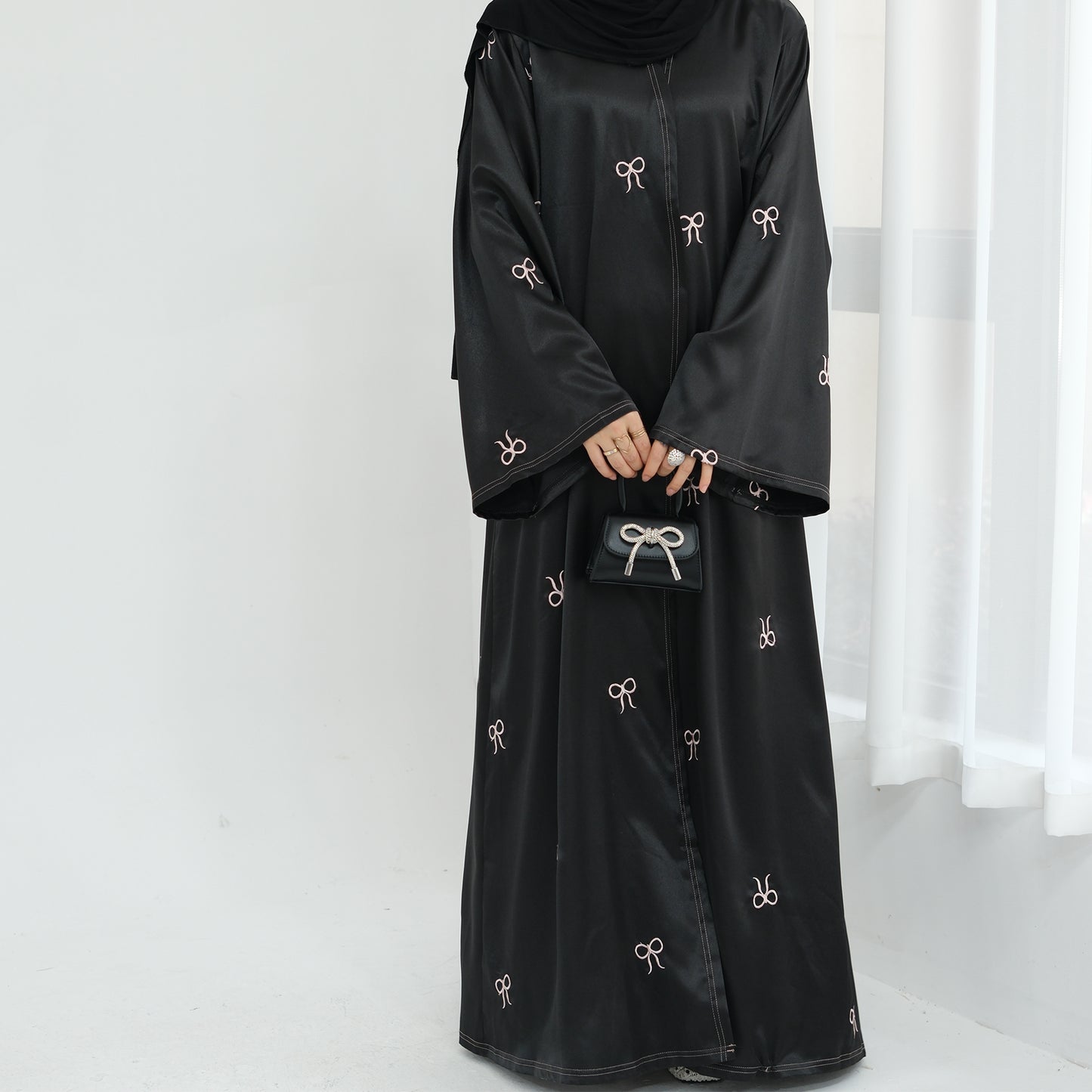 Bow Abaya