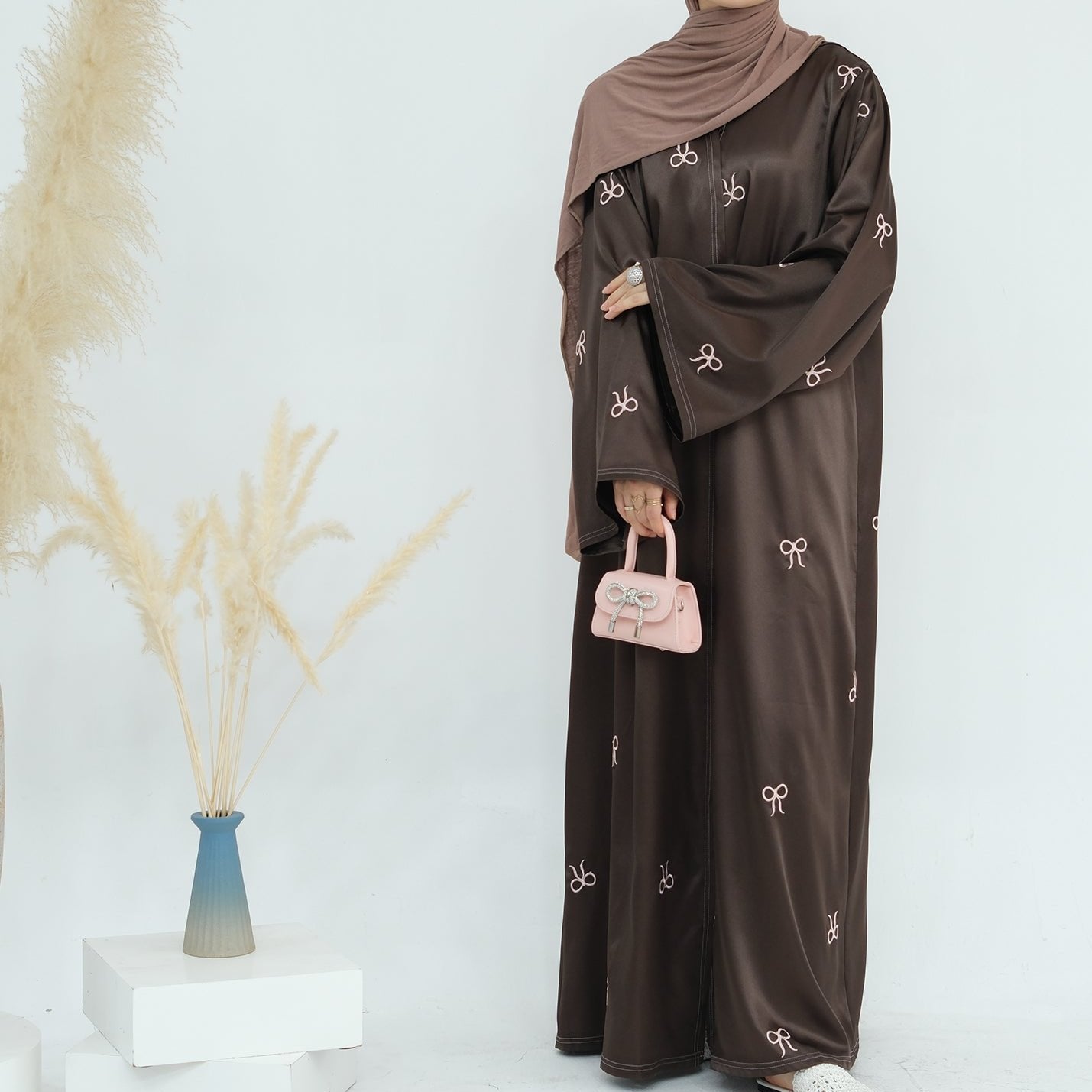 Bow Abaya