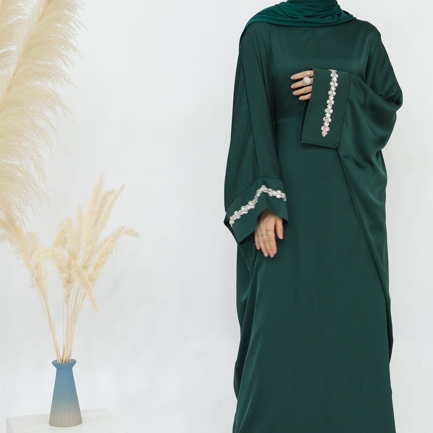 Ana Abaya