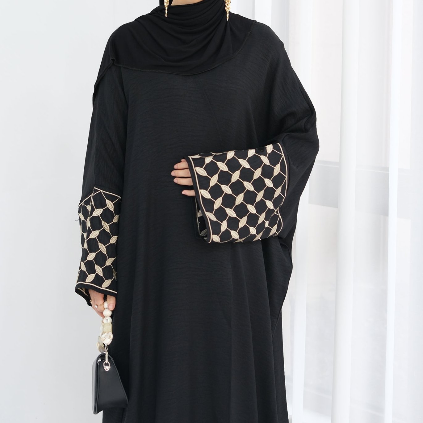 Beena Abaya