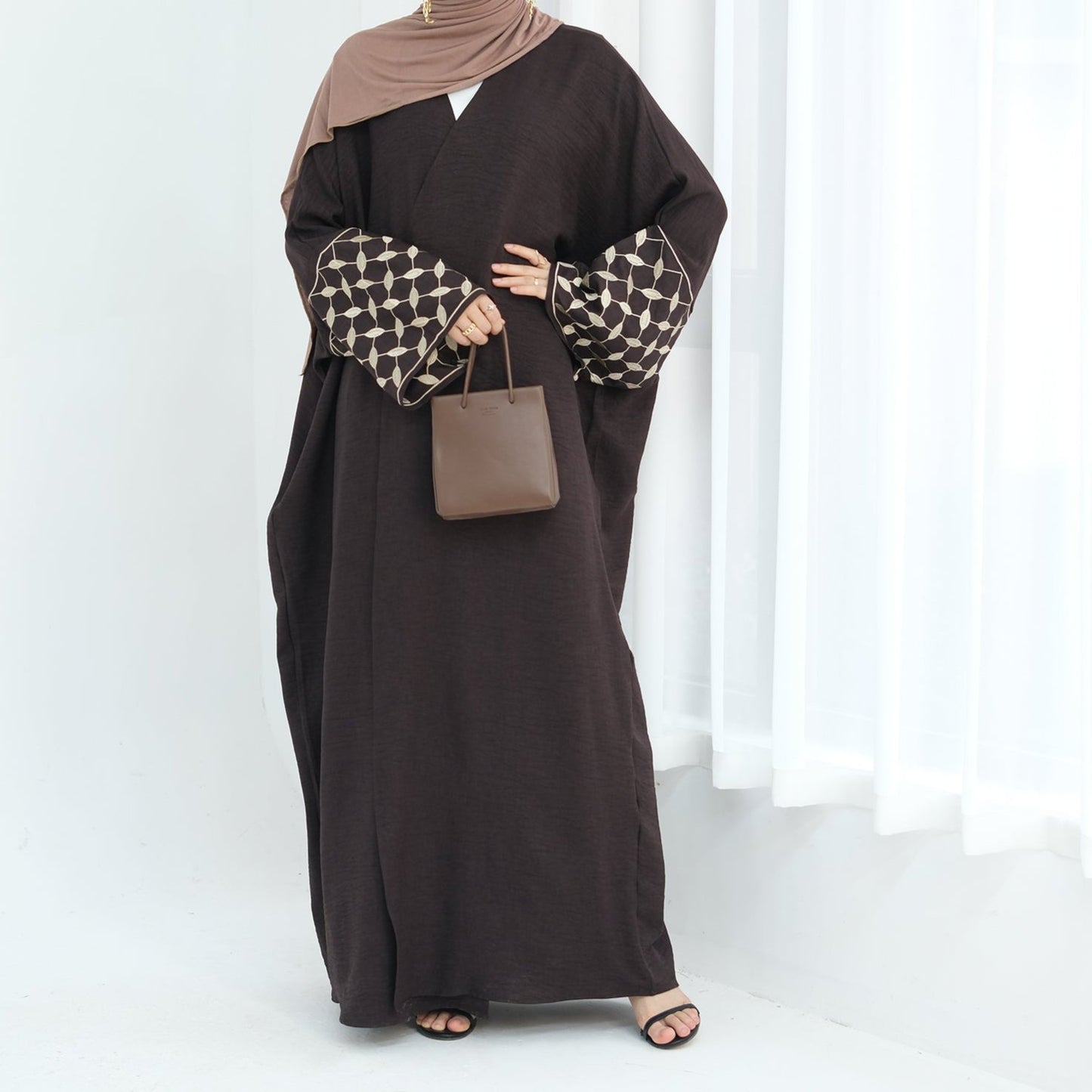 Beena Abaya