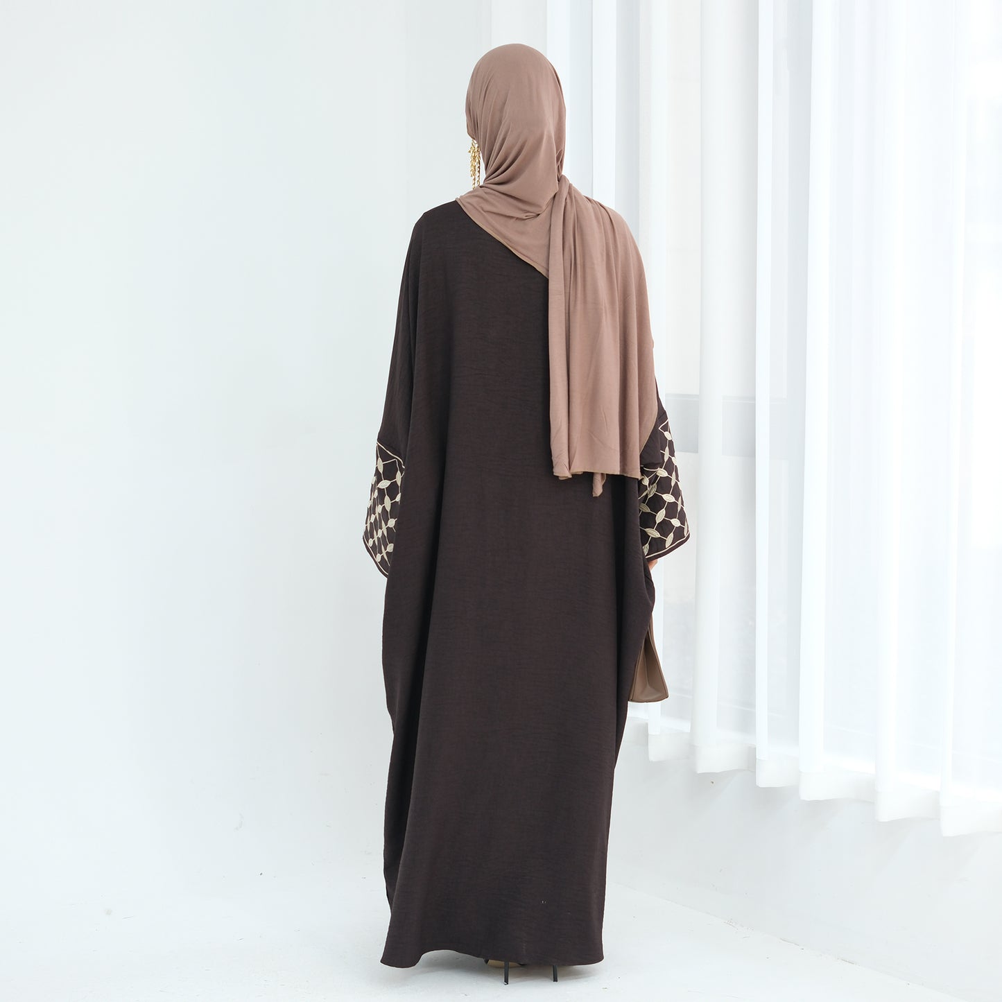 Beena Abaya