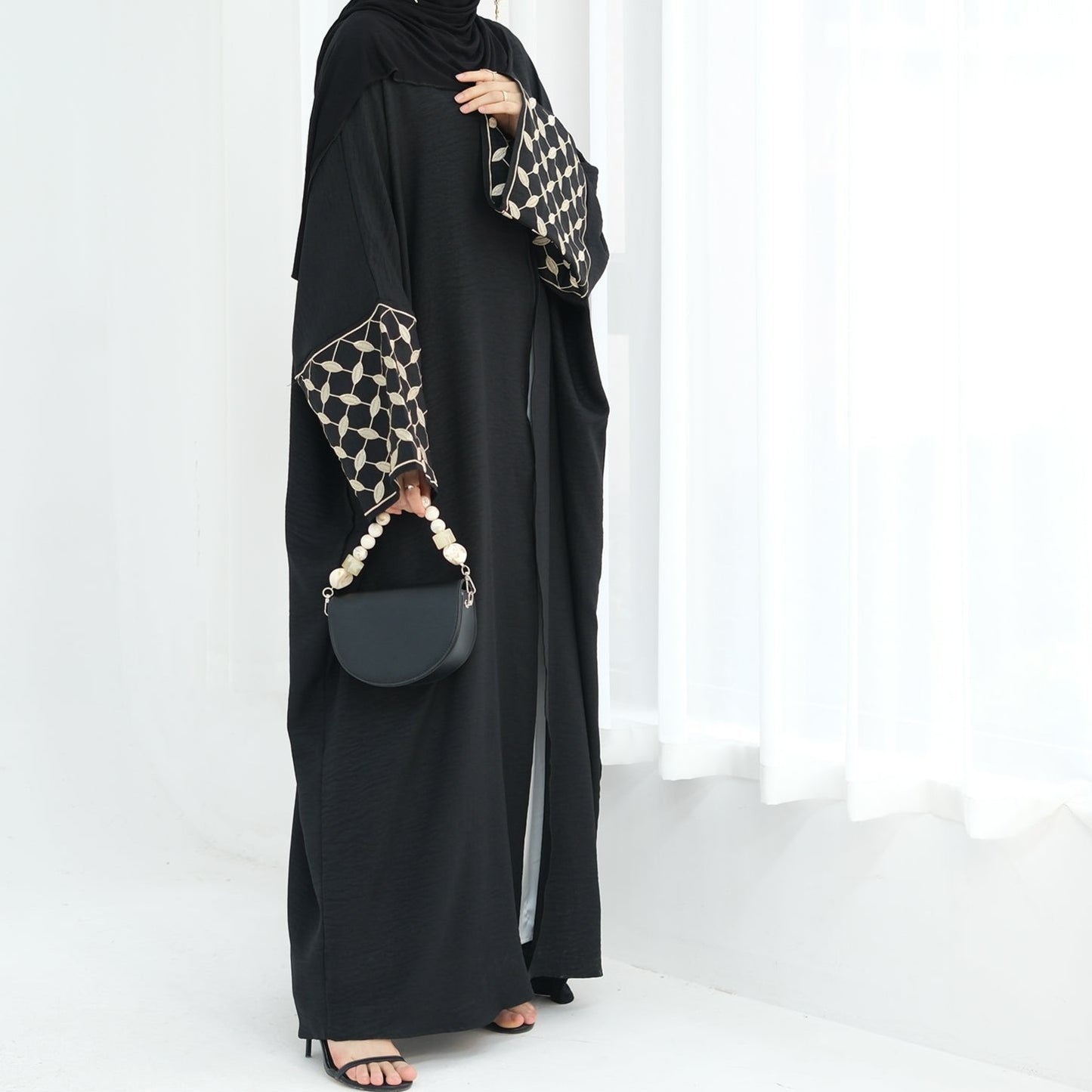 Beena Abaya