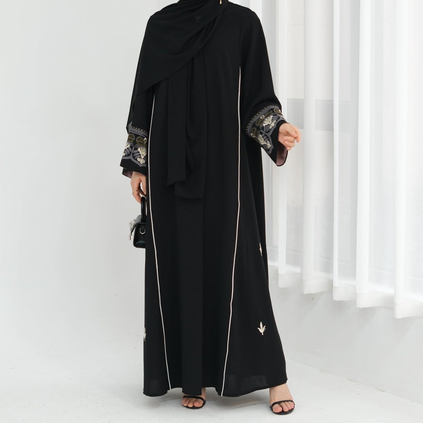 Palace Abaya