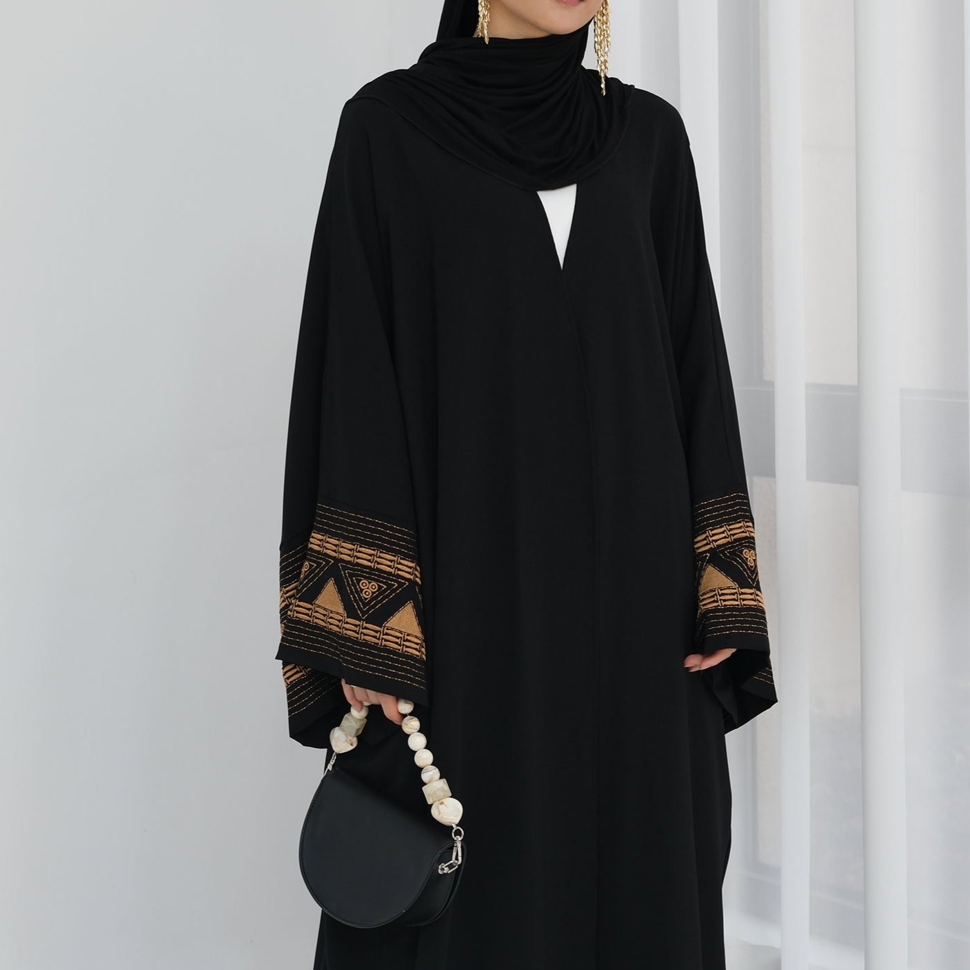 Pyramid Abaya