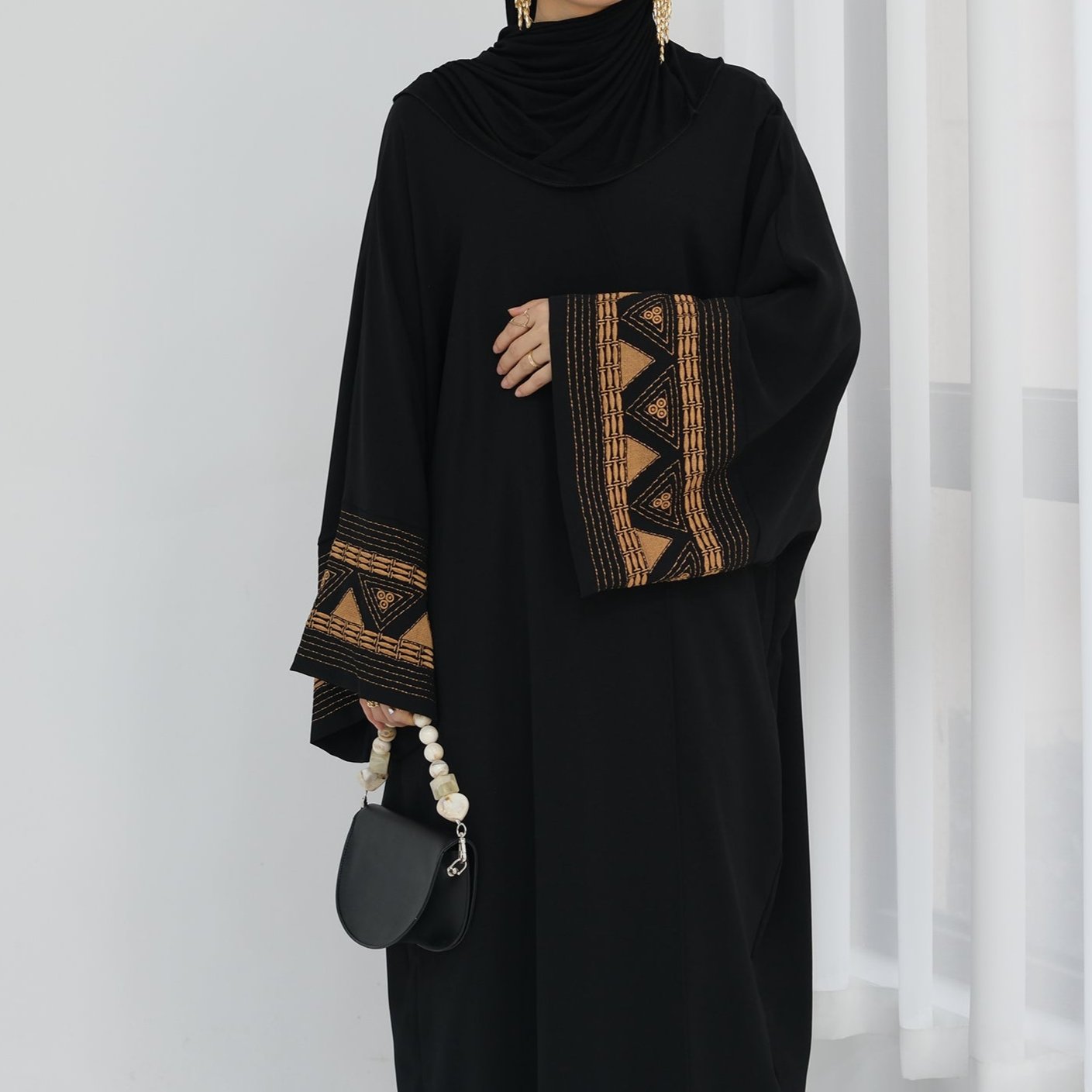 Pyramid Abaya