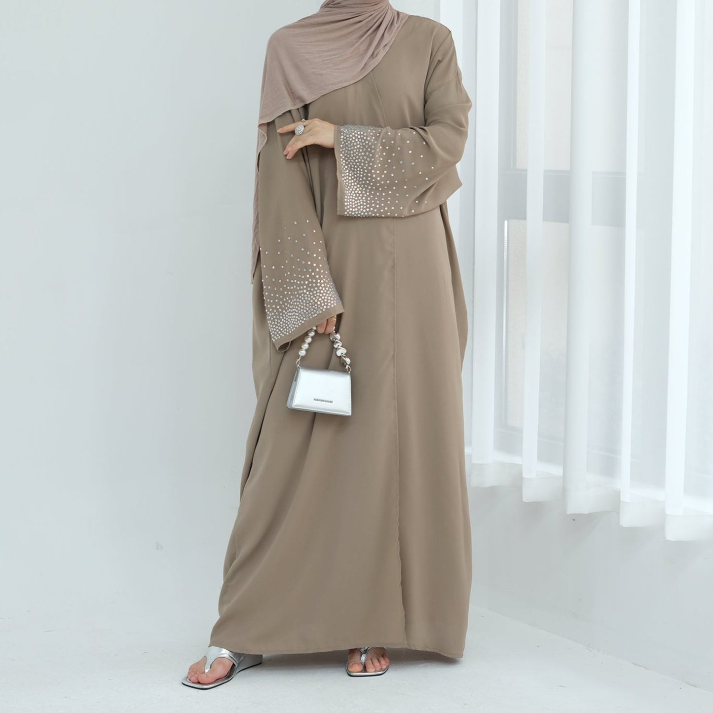 Najm Abaya