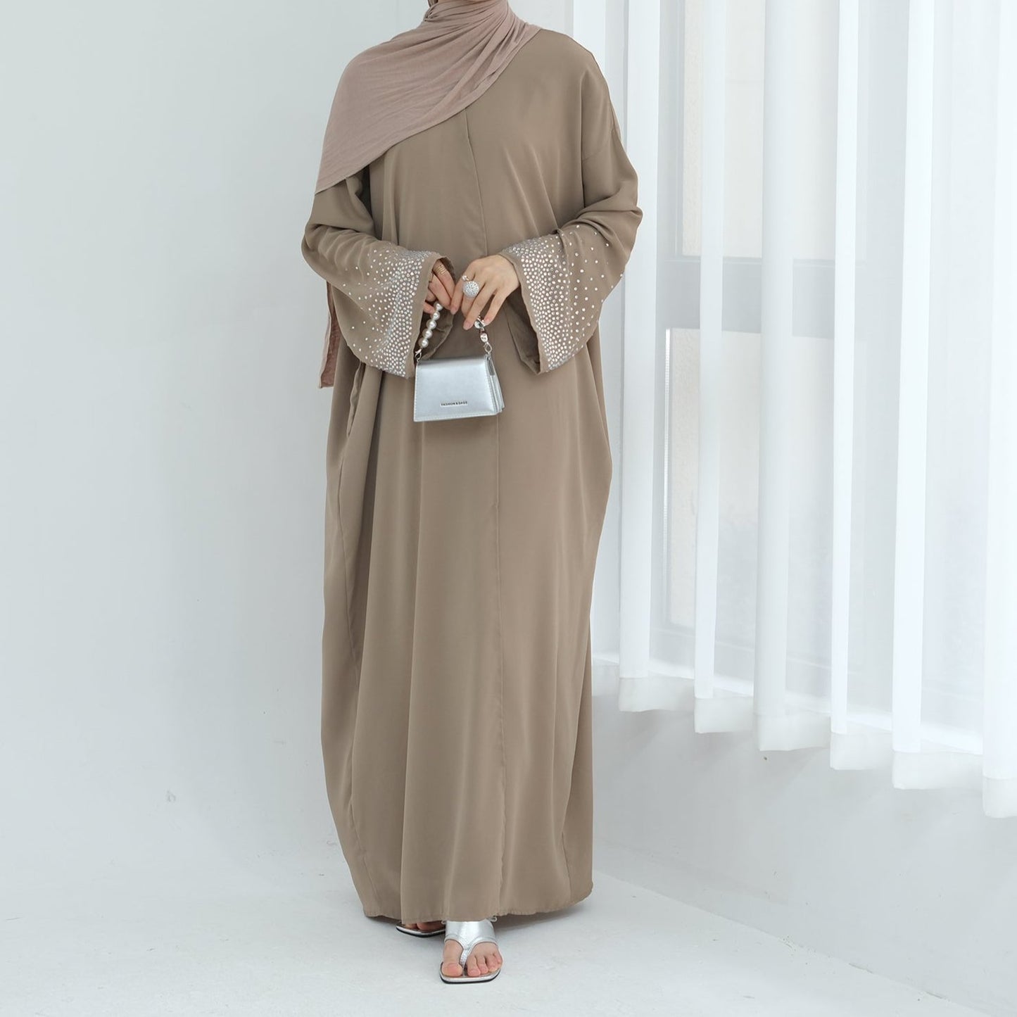 Najm Abaya