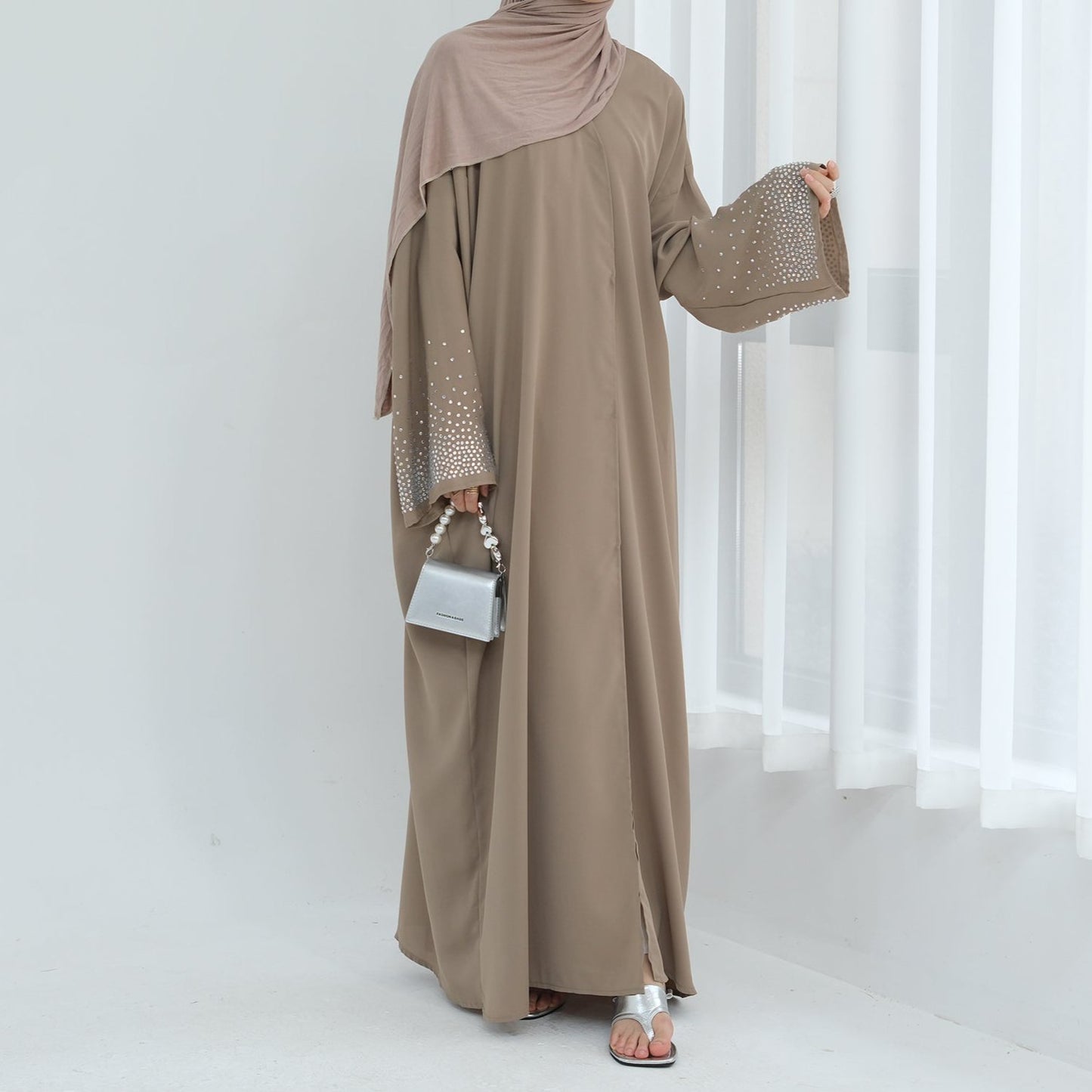 Najm Abaya