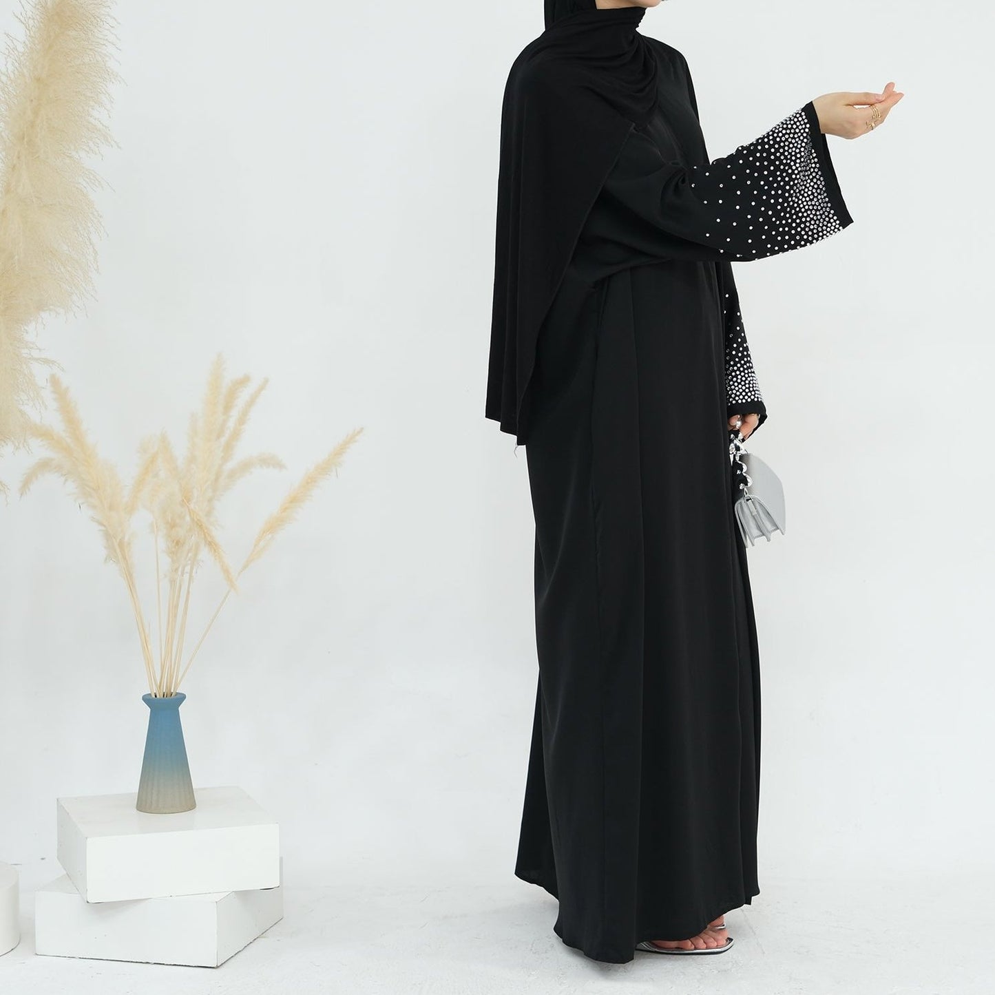 Najm Abaya