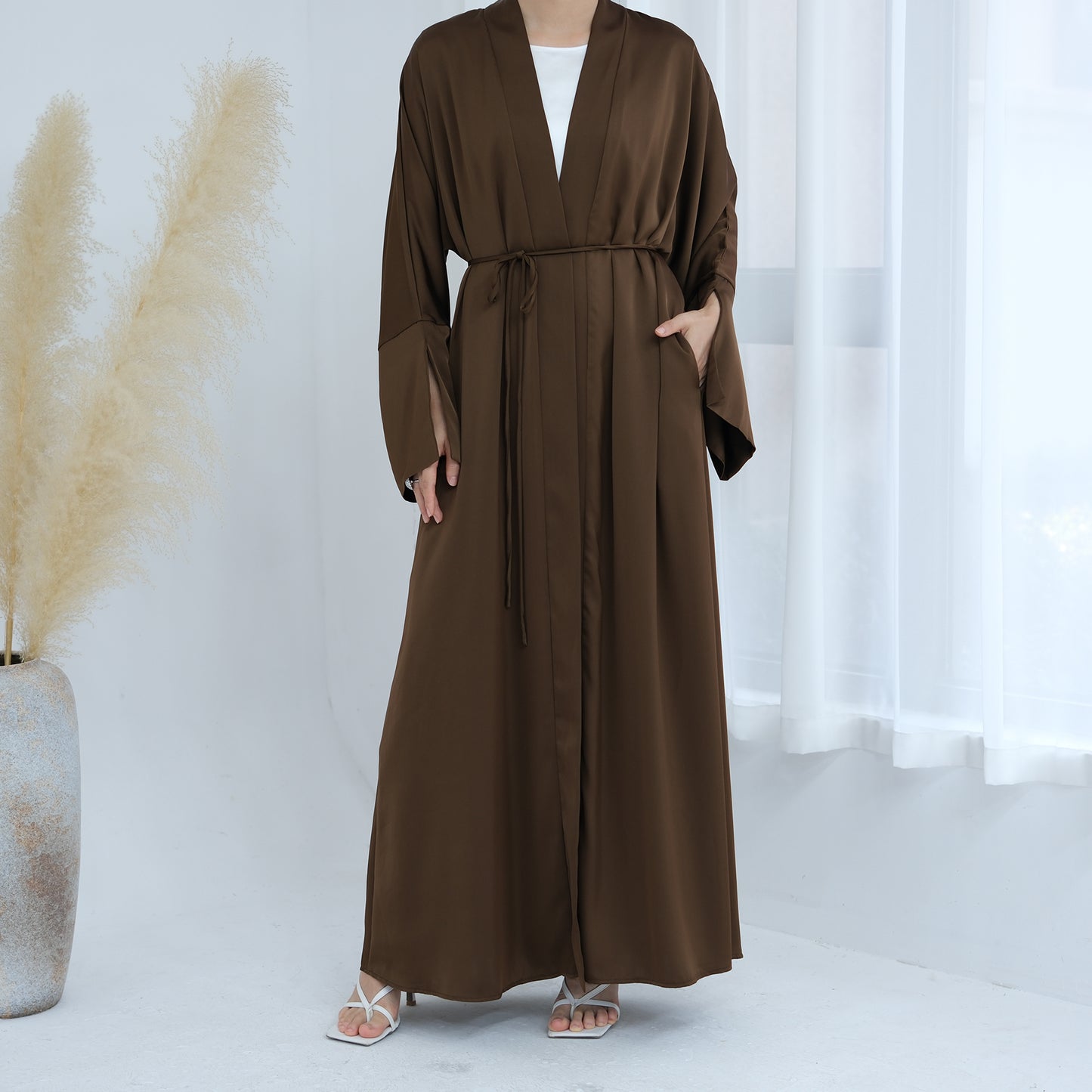 Amiya Abaya